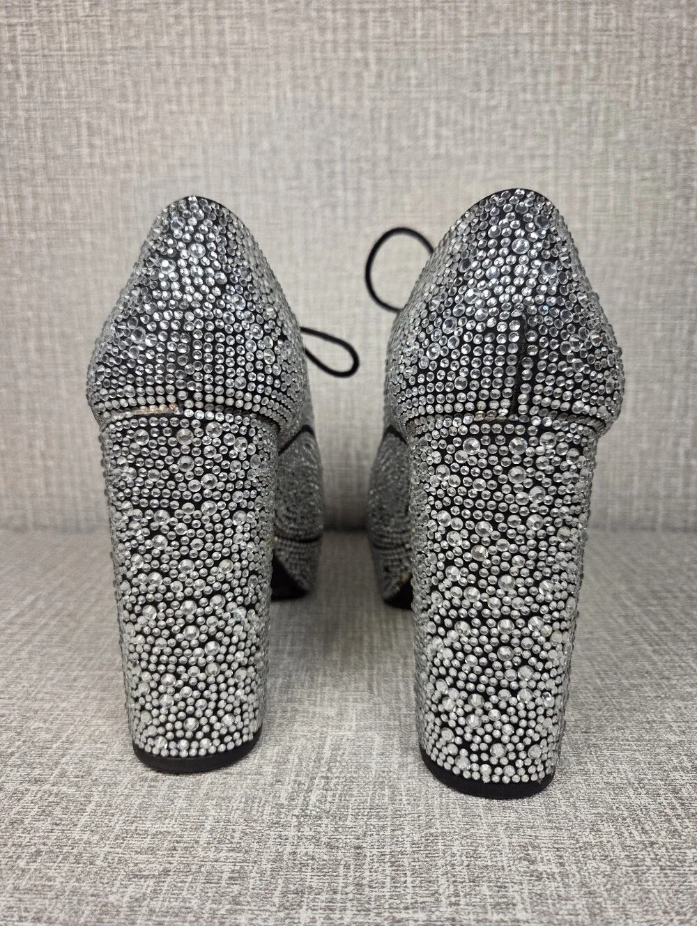 RARE Gianni Bini 20th Anniversary Keevie Women's 10 Rhinestone Platform Heels